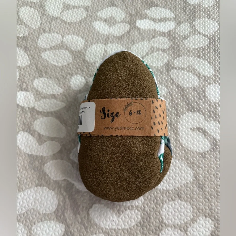 Yeti Moccs Starbucks print 6-12 month baby moccasins